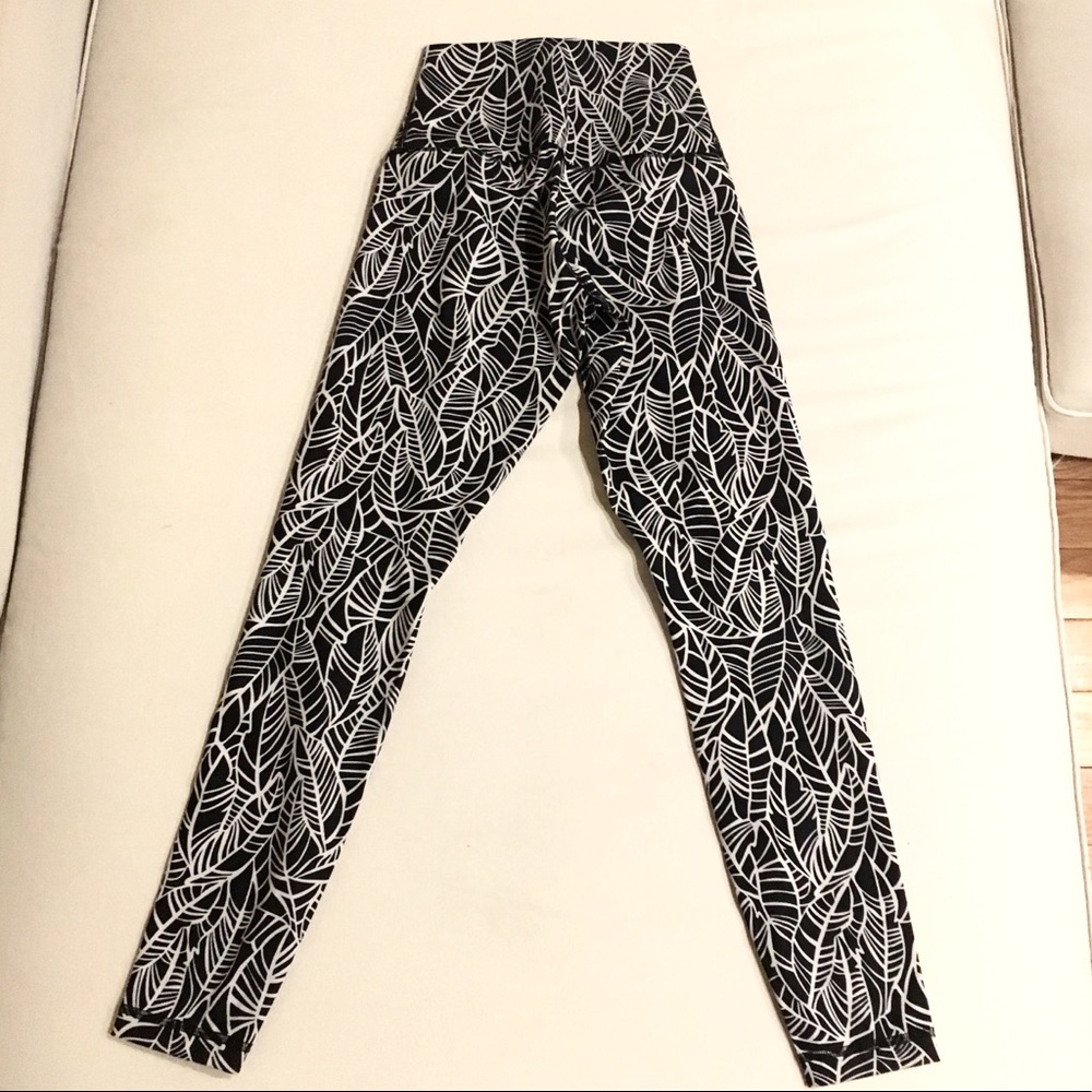High-waisted lululemon leggings